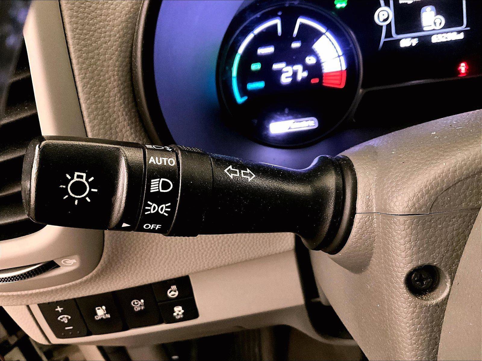 Used 2016 Kia Soul EV FWD image 31