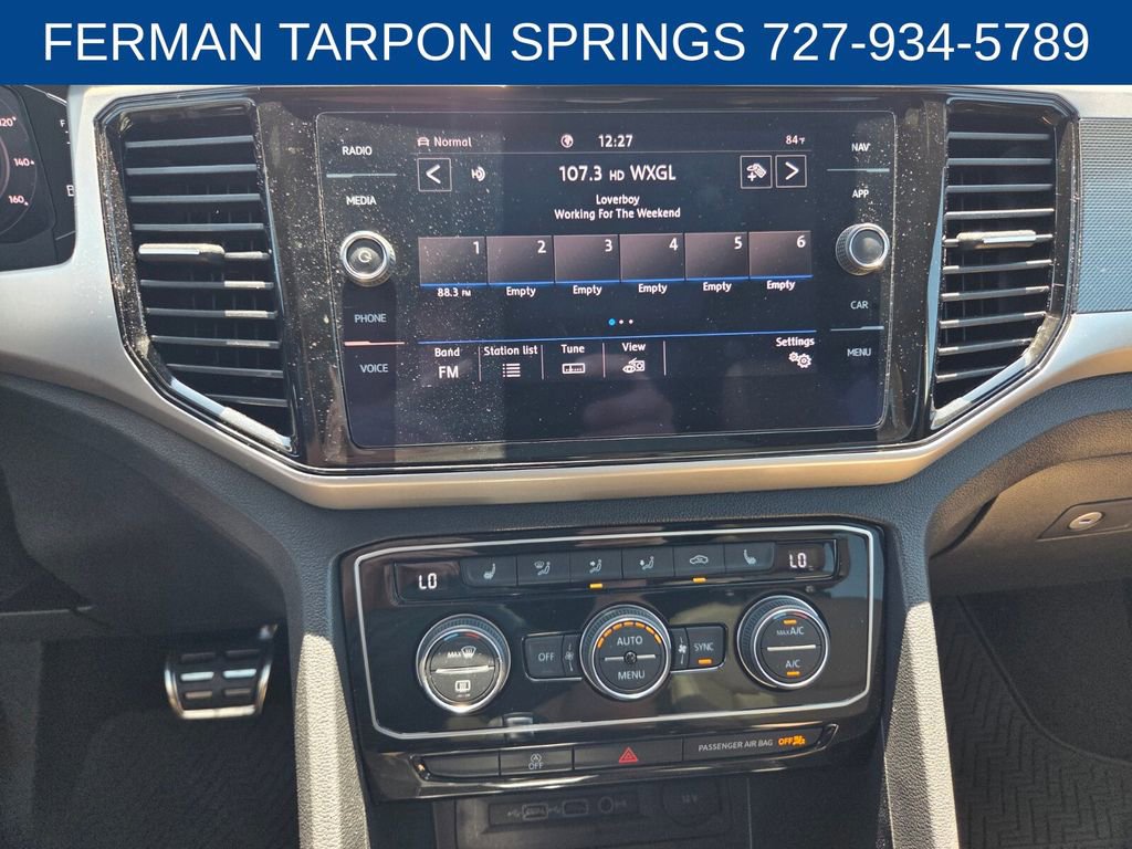 Used 2020 Volkswagen Atlas Cross Sport SEL R-Line AWD/4WD image 27