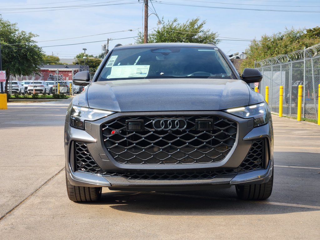 New 2027 Audi RS Q8 performance AWD/4WD image 4