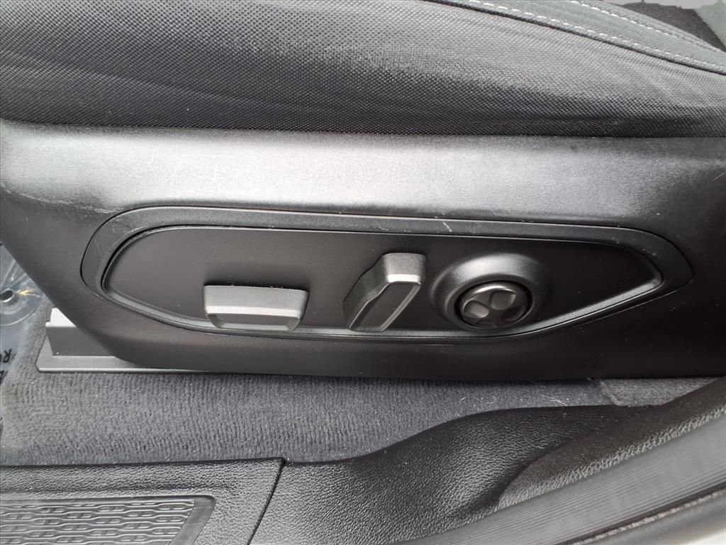 Used 2023 Jeep Grand Cherokee L Laredo image 22