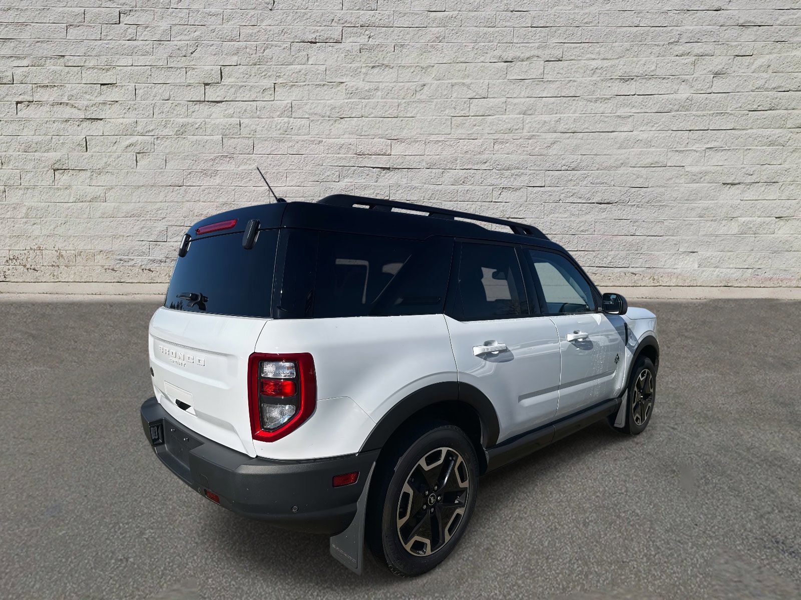 Used 2024 Ford Bronco Sport Outer Banks w/ Tech Package image 5