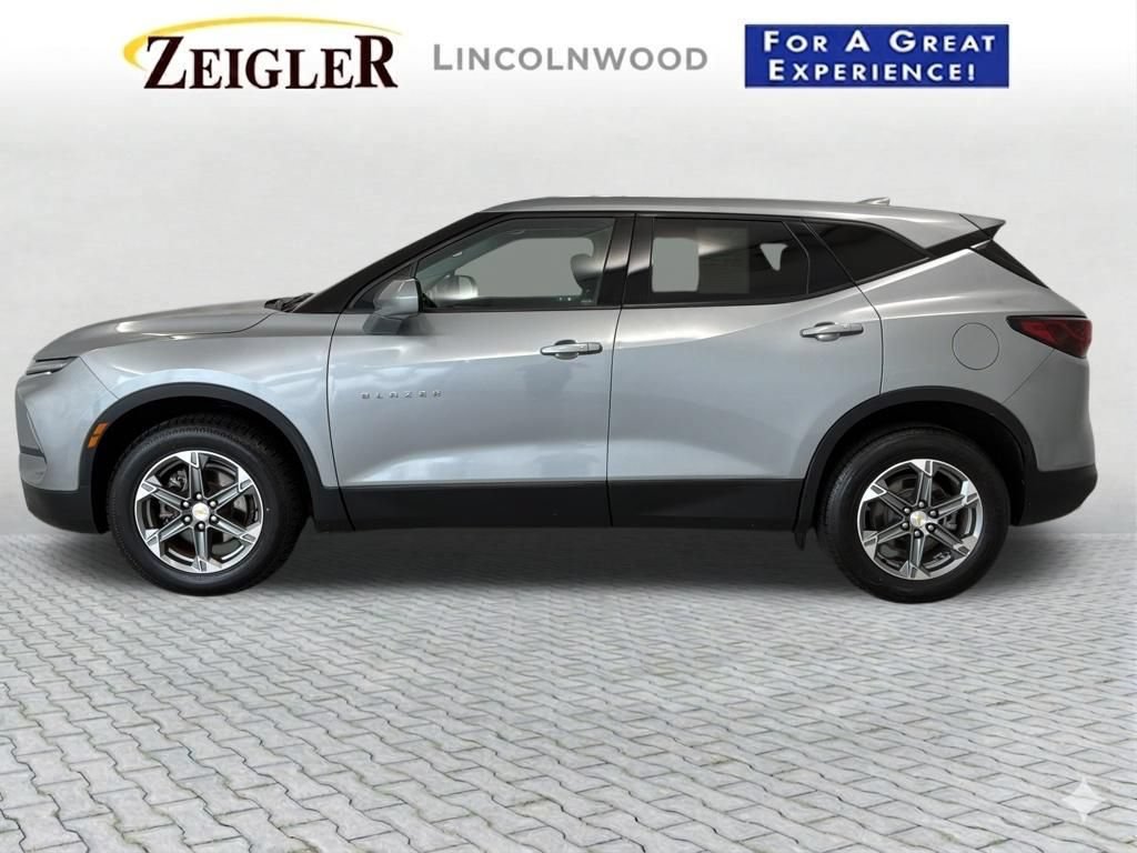Used 2023 Chevrolet Blazer LT w/ Driver Confidence Package AWD/4WD image 5