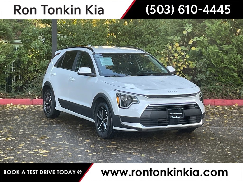 Used 2024 Kia Niro EX w/ EX Cold Weather Package