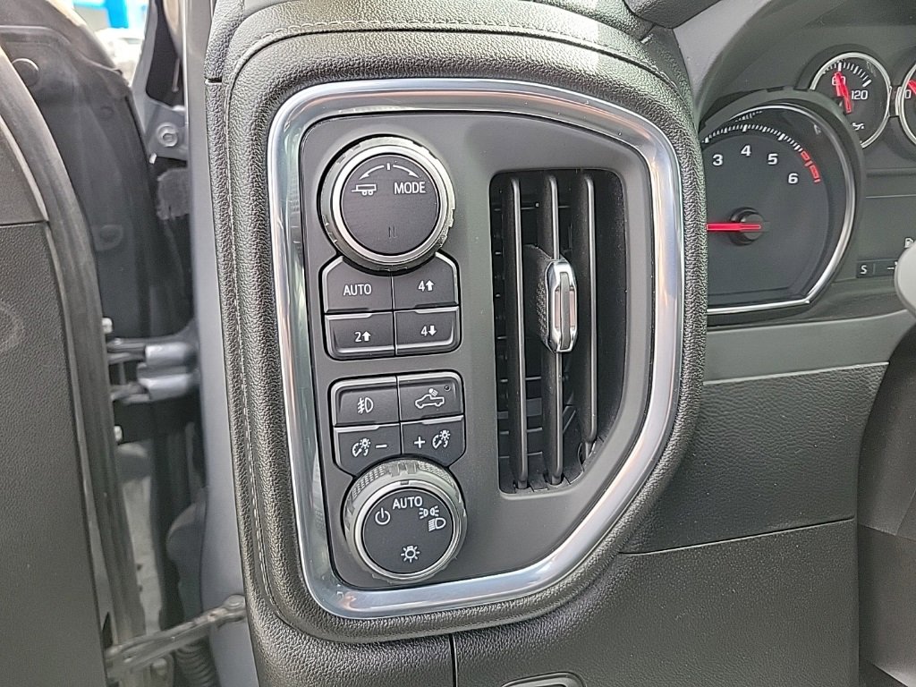 Used 2021 Chevrolet Silverado 1500 RST image 8