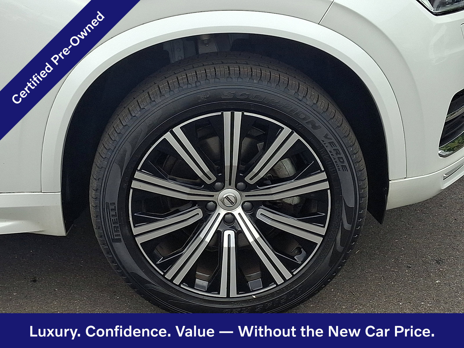 Certified 2025 Volvo XC90 B5 Core w/ Climate Package AWD/4WD image 9