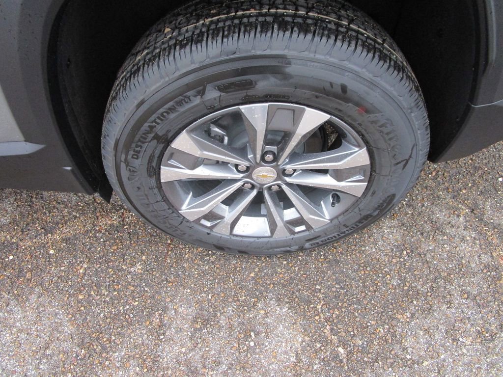 New 2026 Chevrolet Equinox LT w/ Convenience Package II image 14