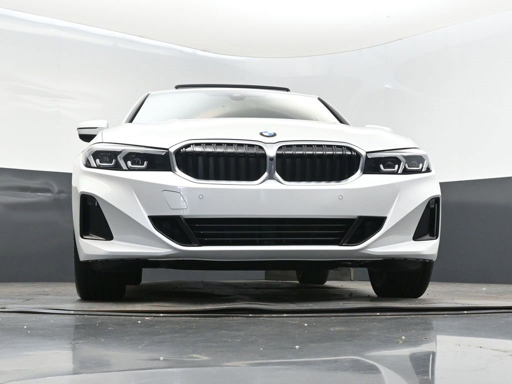 Certified 2025 BMW 330i Sedan w/ Premium Package image 45