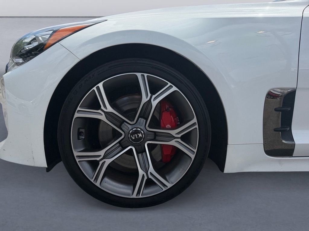 Used 2019 Kia Stinger GT2 RWD image 9