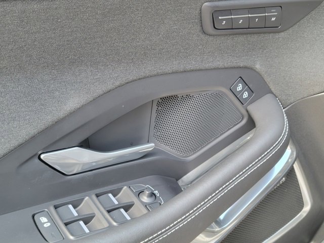 Used 2024 Jaguar E-PACE R-Dynamic SE image 26