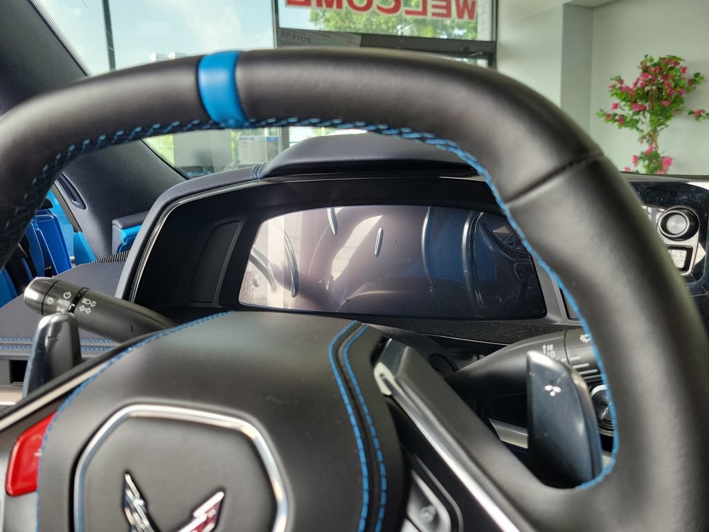 Used 2022 Chevrolet Corvette Stingray Premium Cpe w/ Battery Protection Package RWD image 24