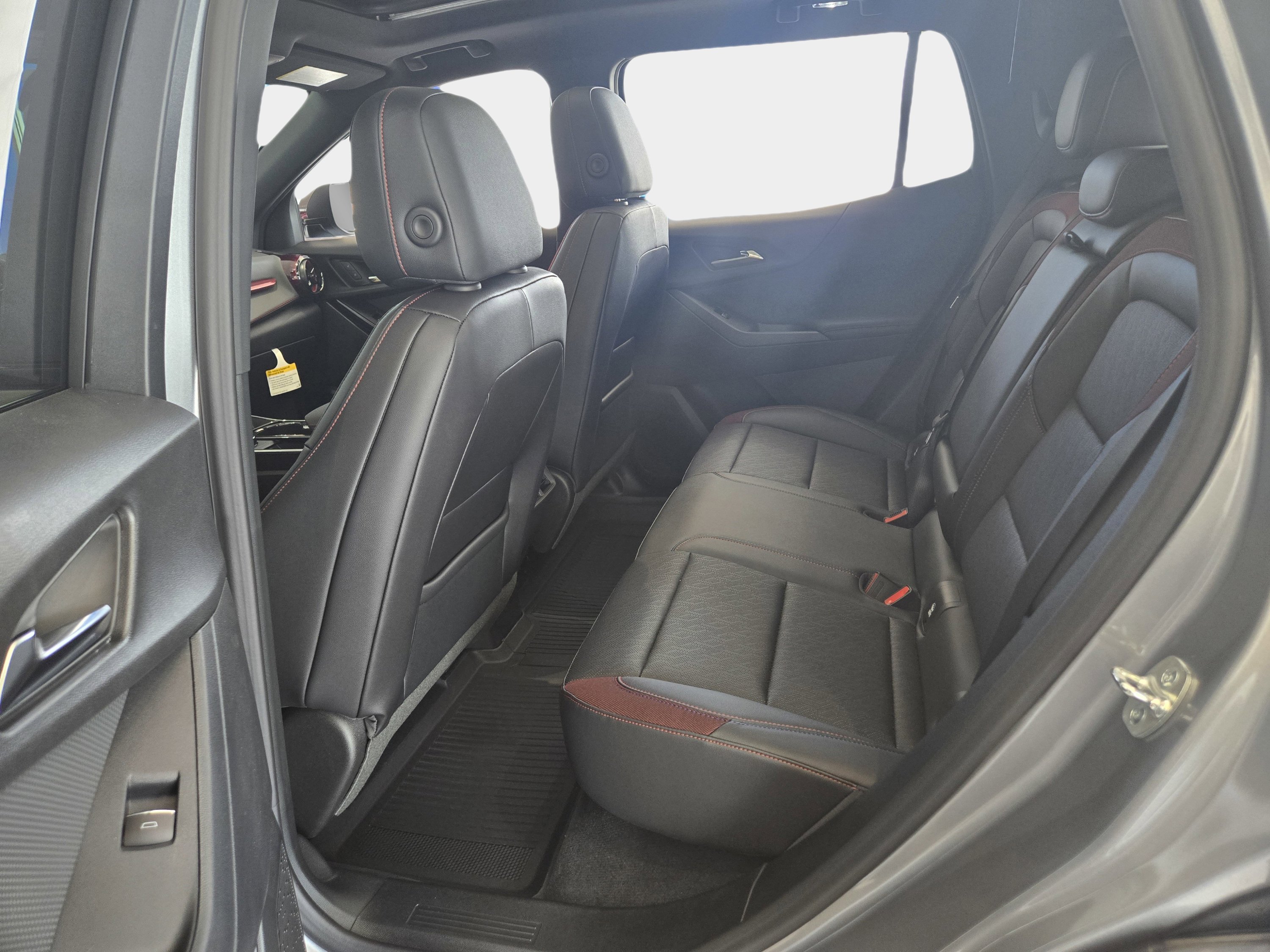 New 2026 Chevrolet Equinox RS image 4