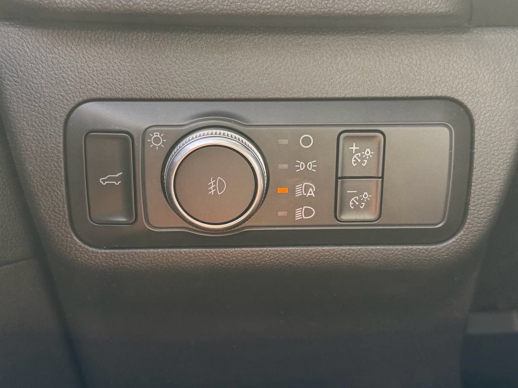 Used 2022 Ford Escape Titanium AWD/4WD image 30