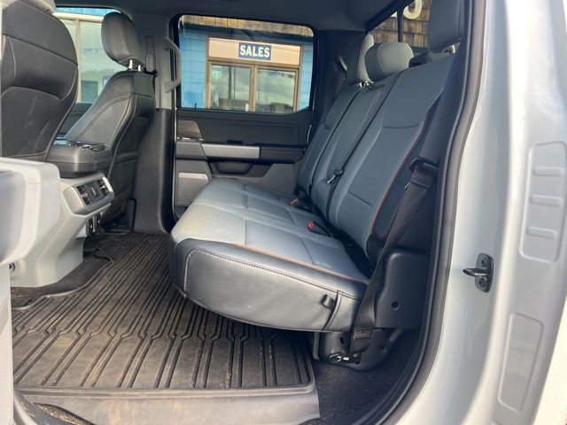 Used 2025 Ford F150 Lariat w/ Equipment Group 501A Mid image 9