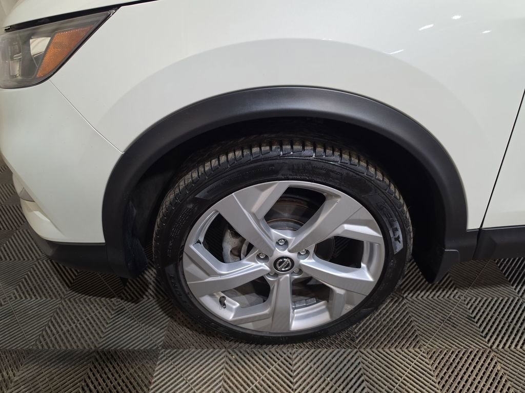 Used 2022 Nissan Rogue Sport SL image 18