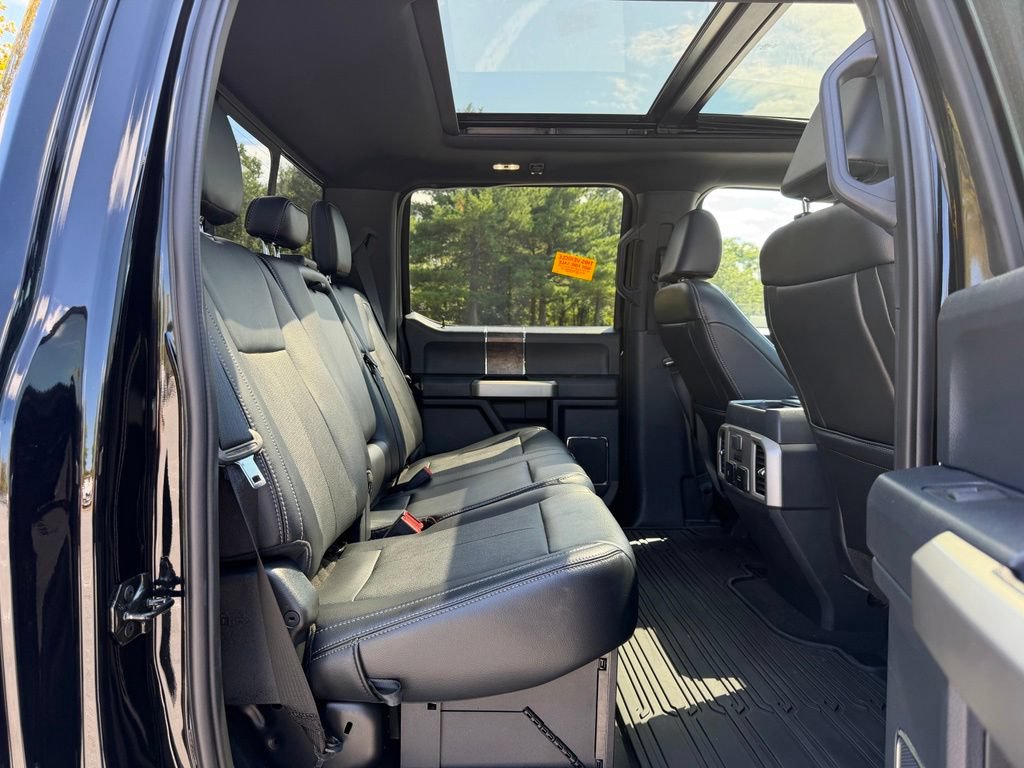 Used 2022 Ford F350 Lariat w/ Black Appearance Package AWD/4WD image 10