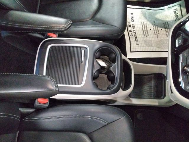 Used 2024 Chrysler Pacifica Touring-L image 23