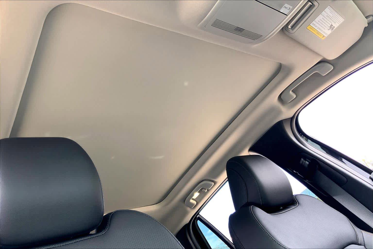 Certified 2025 MAZDA CX-50 AWD 2.5 Hybrid w/ Premium Pkg image 14