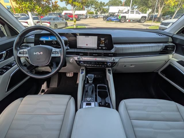 Certified 2025 Kia Telluride SX Prestige AWD/4WD image 17