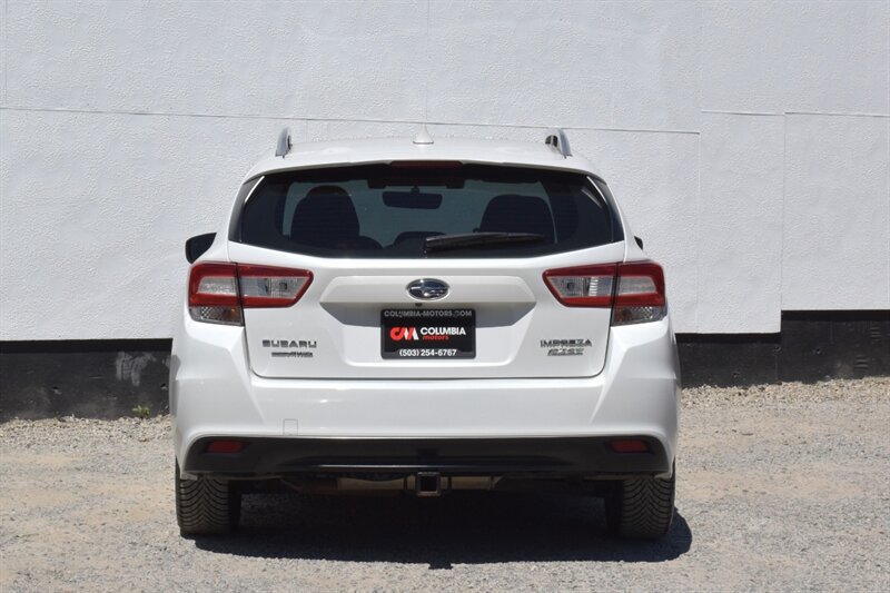 Used 2017 Subaru Impreza 2.0i Premium AWD/4WD image 4