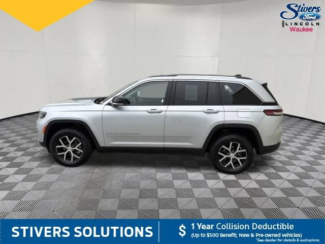 Used 2023 Jeep Grand Cherokee Limited AWD/4WD image 11