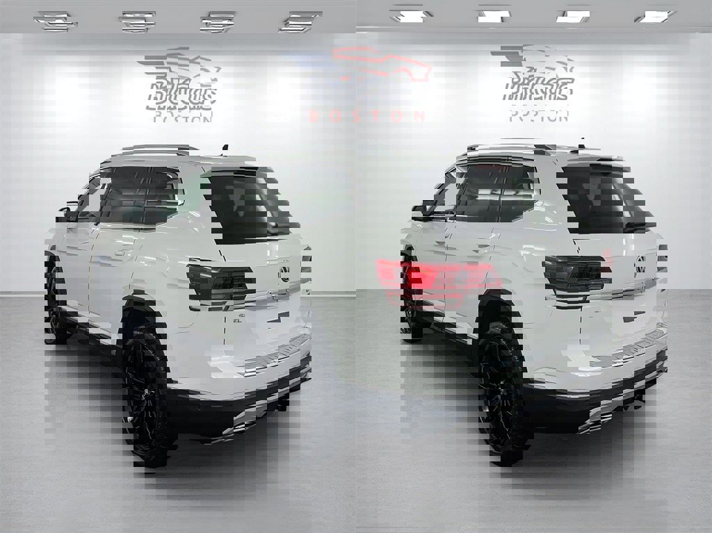 Used 2019 Volkswagen Atlas SEL Premium image 6