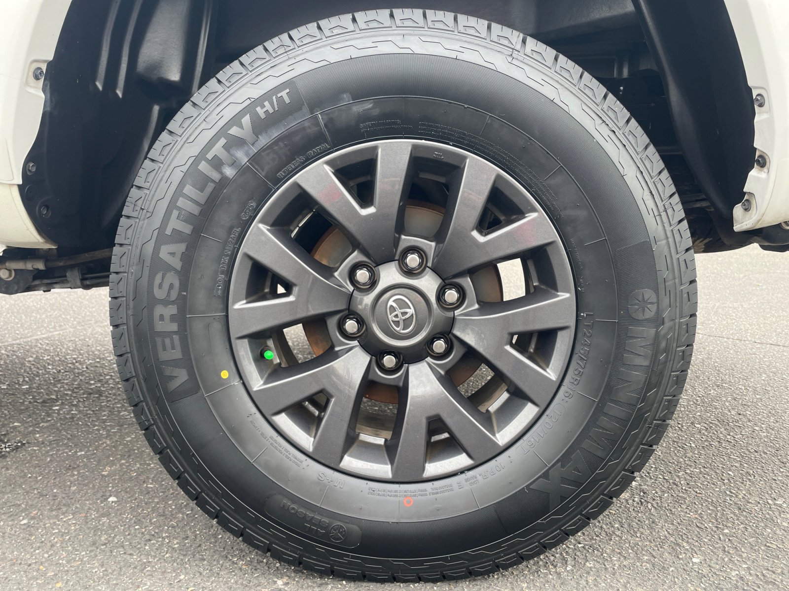 Certified 2022 Toyota Tacoma SR5 w/ Technology Package image 26