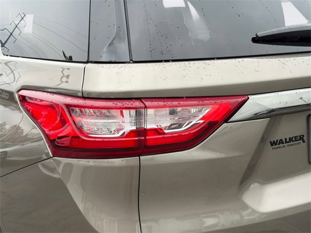 Used 2020 Chevrolet Traverse LT w/ LT Premium Package image 11