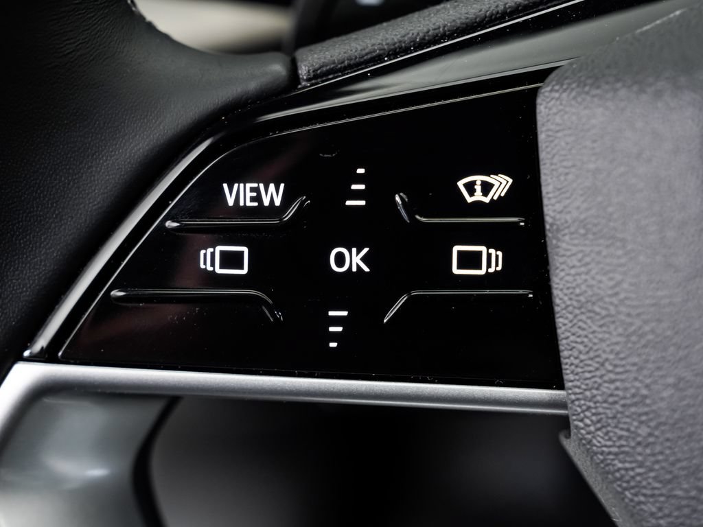 Certified 2025 Audi Q5 Prestige AWD/4WD image 13