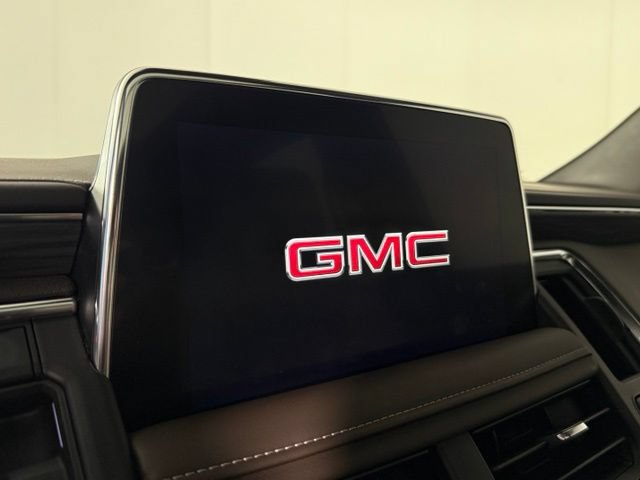 Used 2024 GMC Yukon SLT w/ SLT Luxury Package AWD/4WD image 19