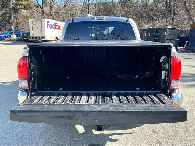 Used 2021 Toyota Tacoma SR5 AWD/4WD image 29