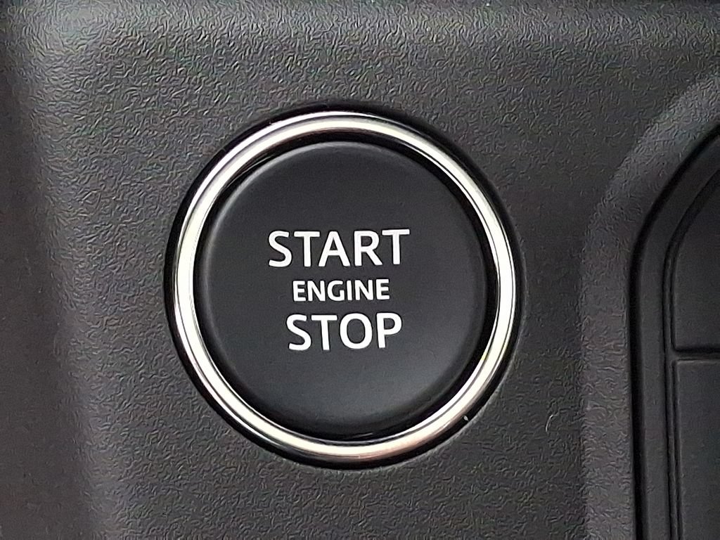 New 2026 Land Rover Defender 130 X-Dynamic SE AWD/4WD image 11