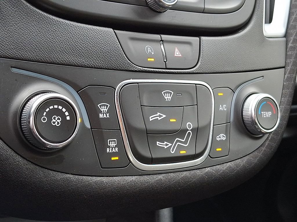 Used 2024 Chevrolet Malibu LS w/ Driver Confidence Package image 11