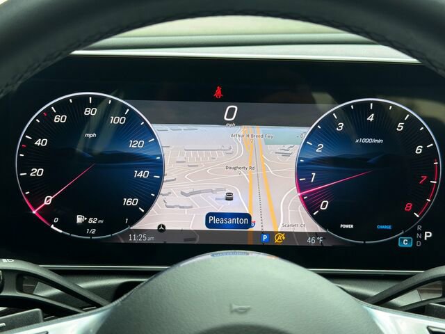 Certified 2025 Mercedes-Benz C 300 Sedan w/ Exclusive Trim Package image 32