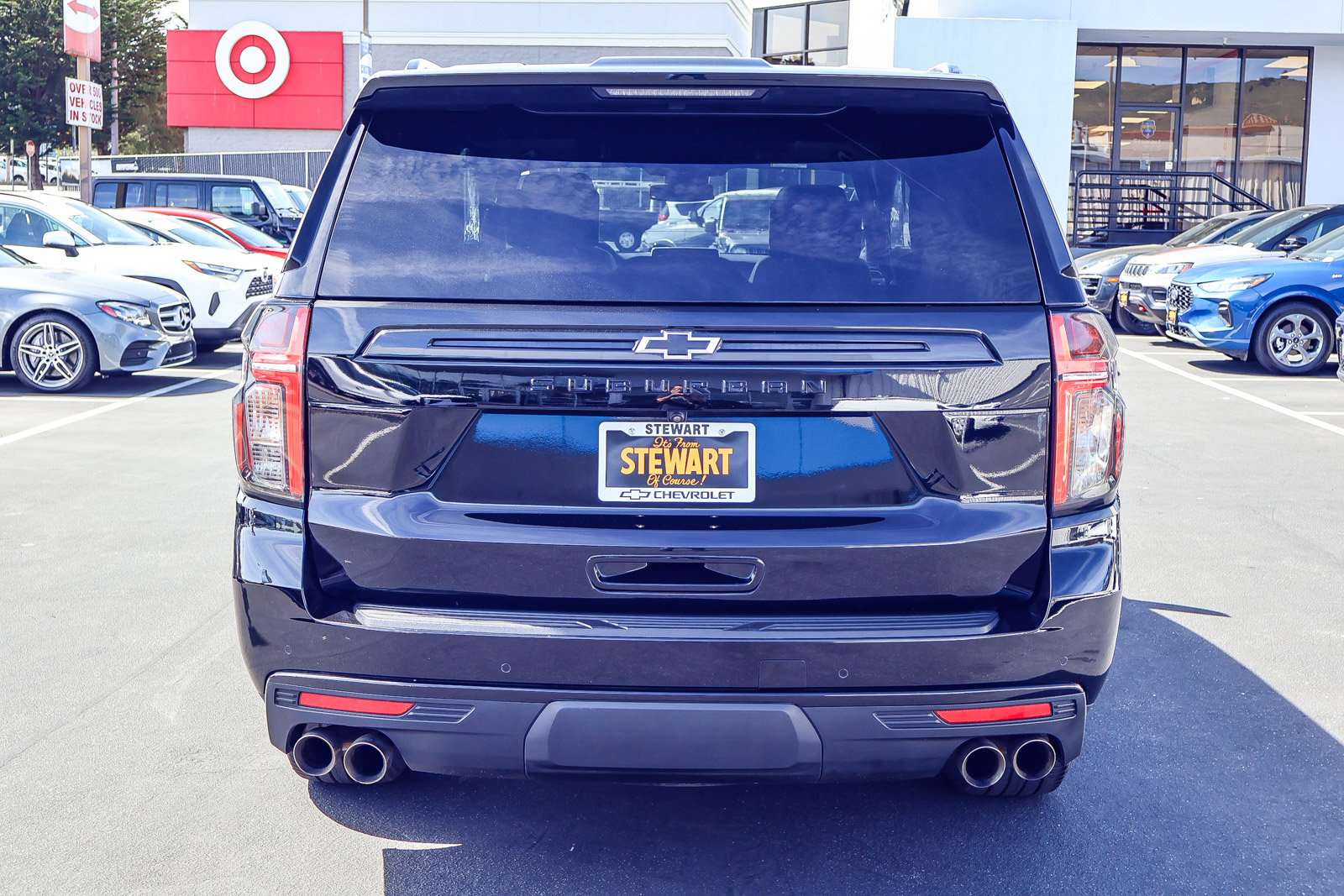 Used 2023 Chevrolet Suburban Z71 w/ Off-Road Capability Package AWD/4WD image 25