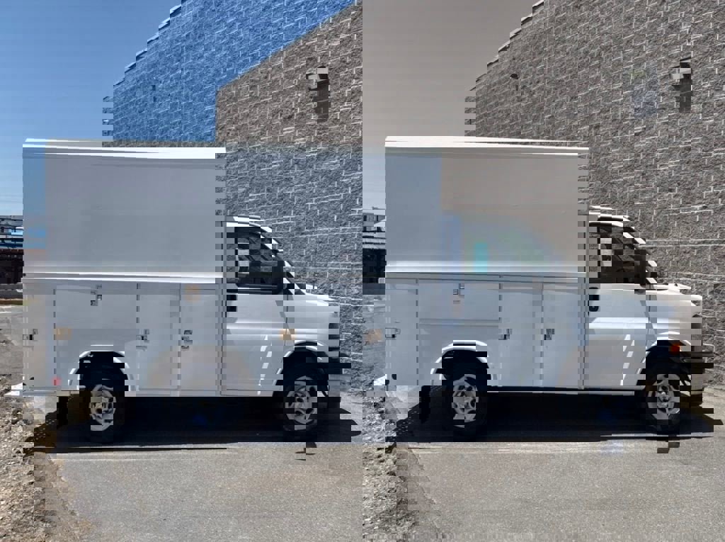 New 2025 Chevrolet Express 3500 w/ Power Convenience Package image 2