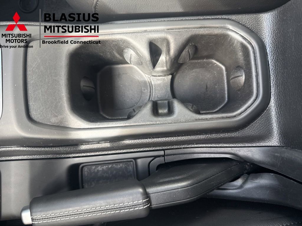 Used 2023 Jeep Wrangler Unlimited Sahara w/ Cold Weather Group image 30