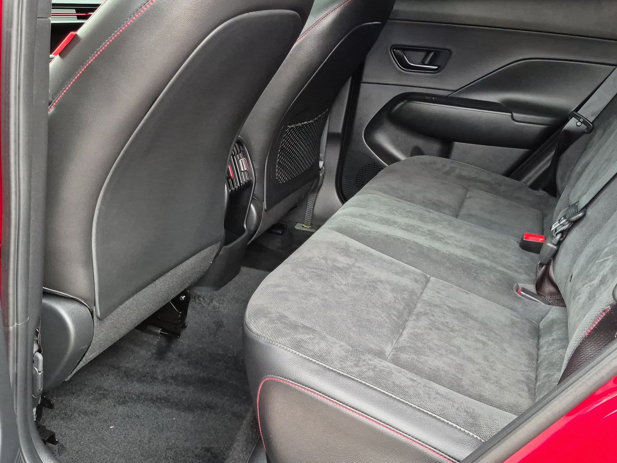 Used 2024 Hyundai Kona N Line FWD image 25