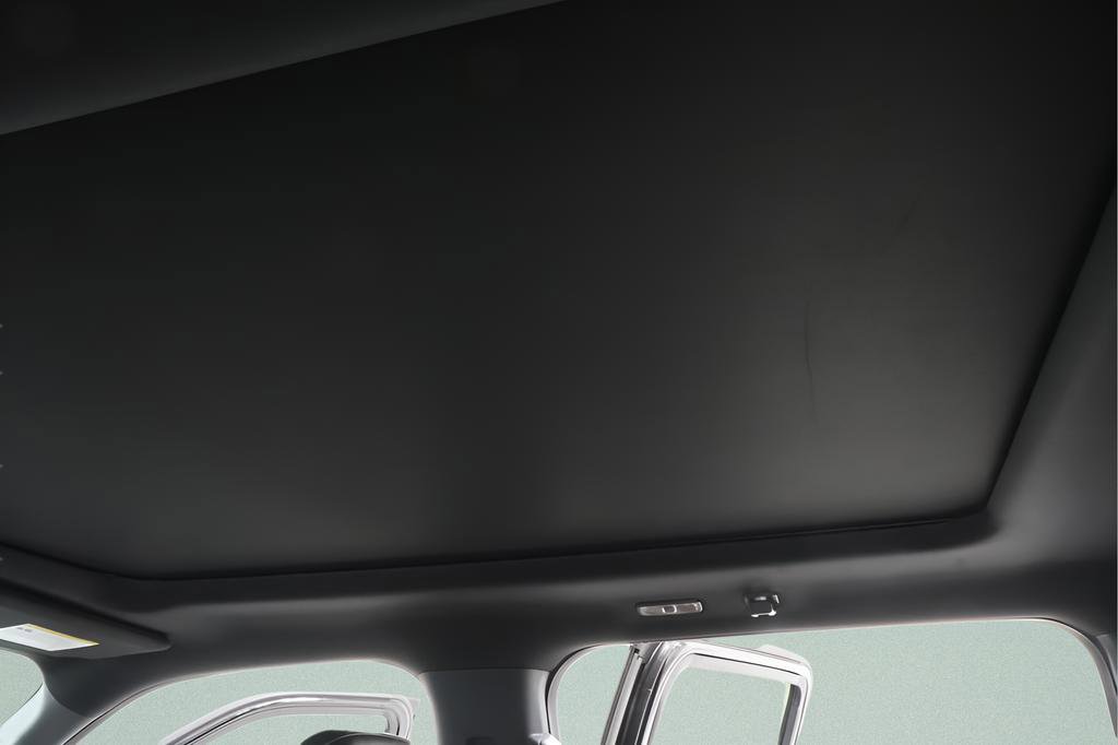 Used 2022 Ford F150 Lariat w/ Equipment Group 502A High image 9