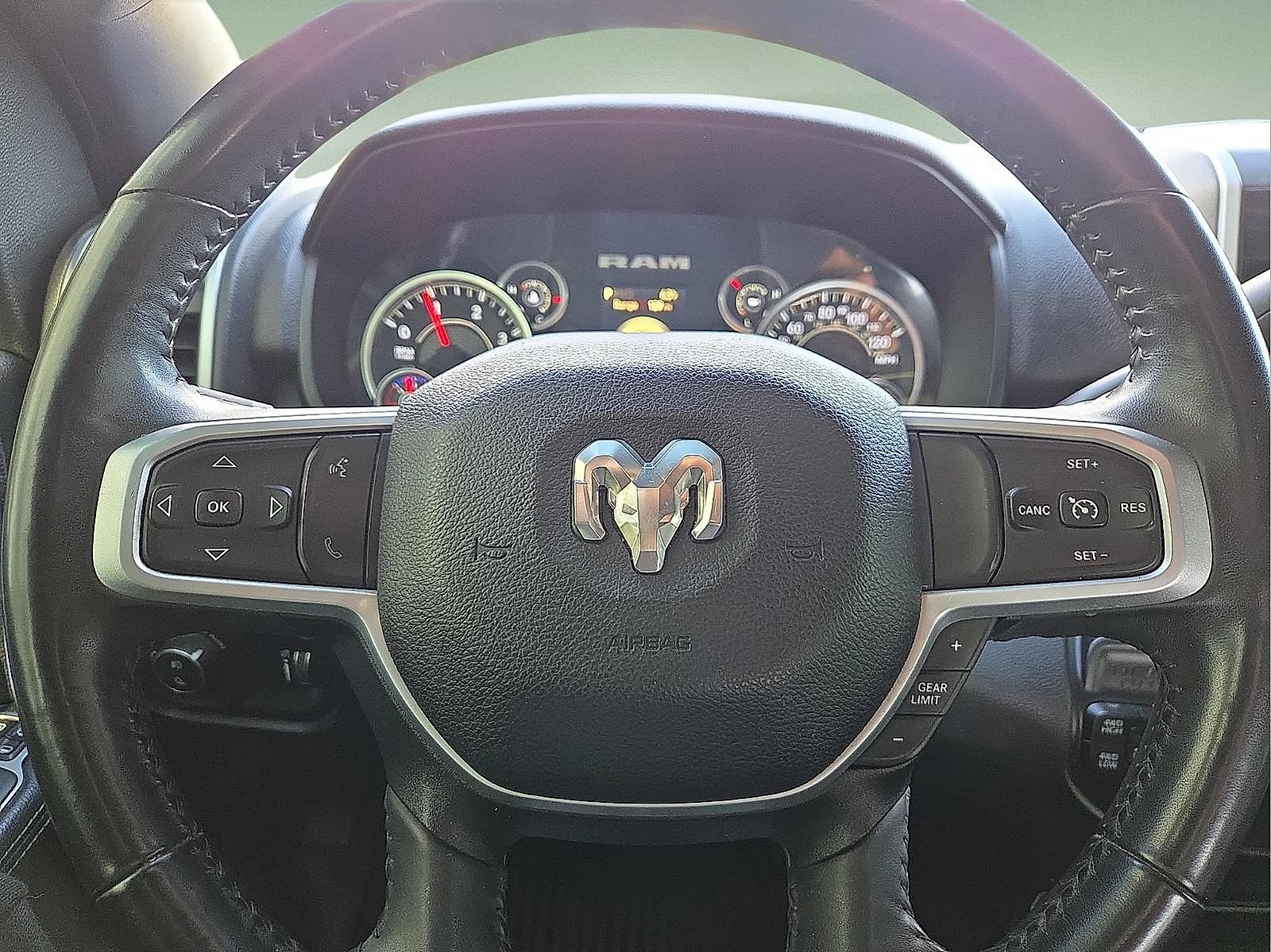 Used 2024 RAM 2500 Big Horn AWD/4WD image 24