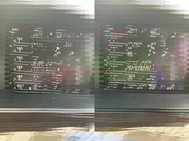 Used 2015 Lexus LS 460 AWD w/ Comfort Package image 33