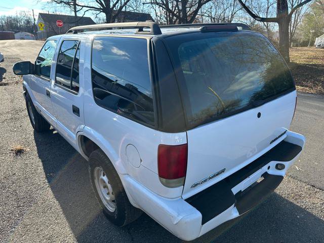 Used 2003 Chevrolet Blazer LS AWD/4WD image 3