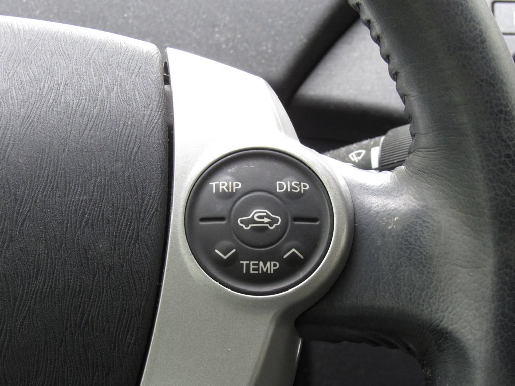Used 2010 Toyota Prius Four w/ Solar Roof Pkg FWD image 25