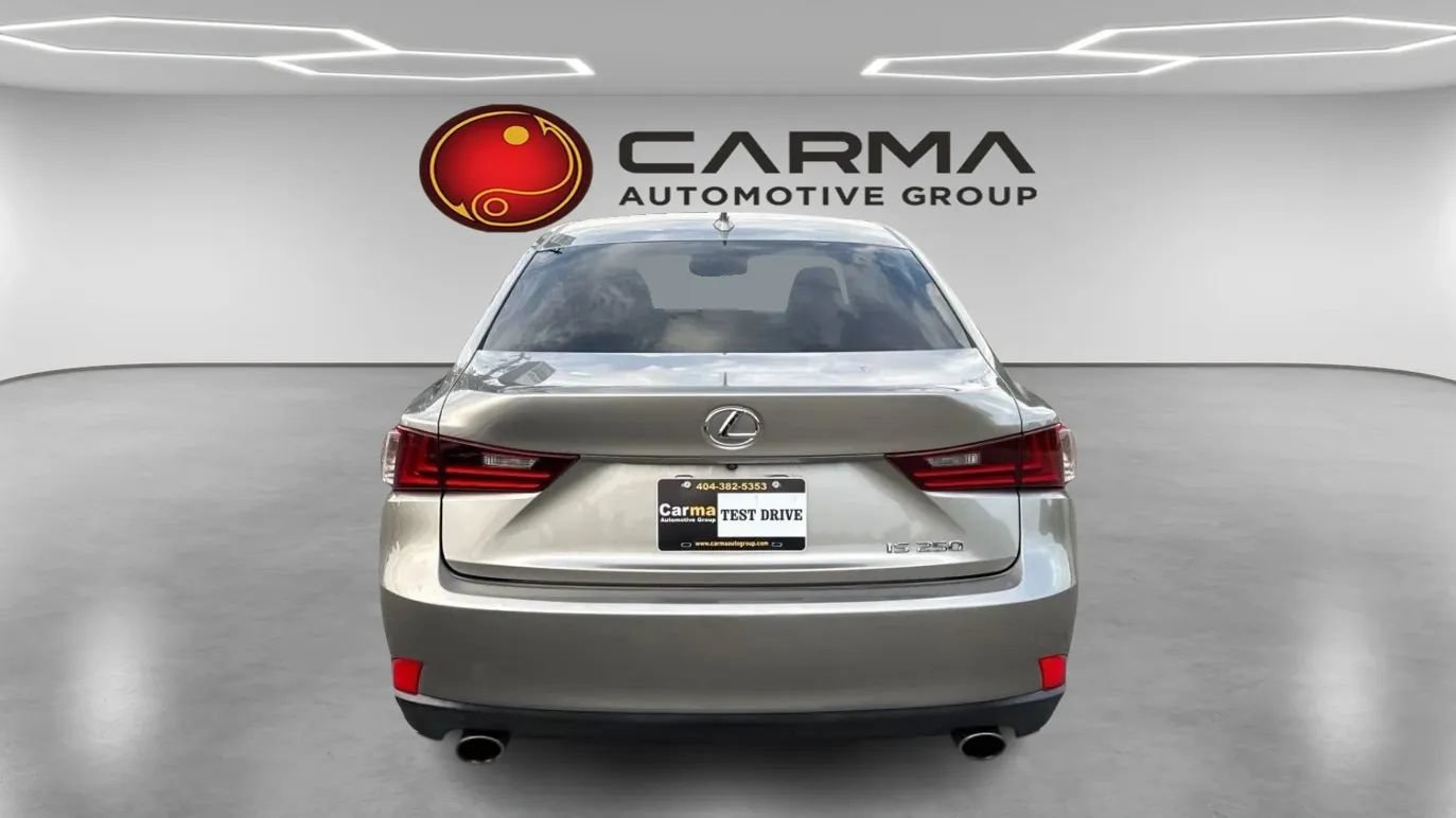 Used 2015 Lexus IS 250 RWD image 4