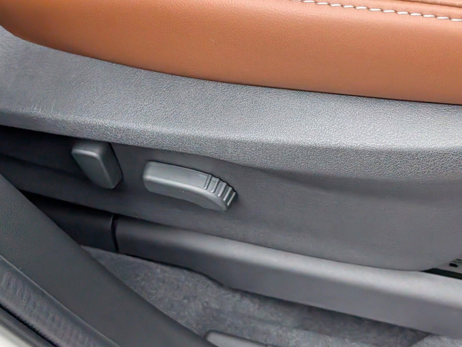 New 2026 Subaru Ascent Touring image 30