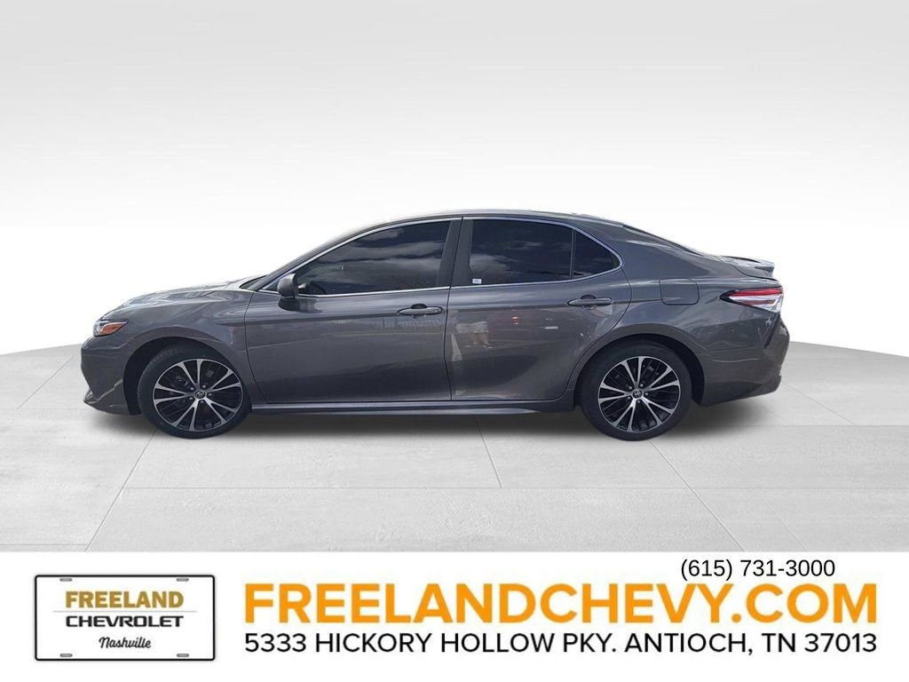 Used 2020 Toyota Camry SE image 6