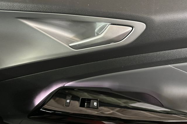 Certified 2023 Volkswagen ID.4 S image 22