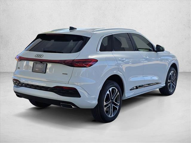 New 2025 Audi Q5 Premium w/ Convenience Package AWD/4WD image 5