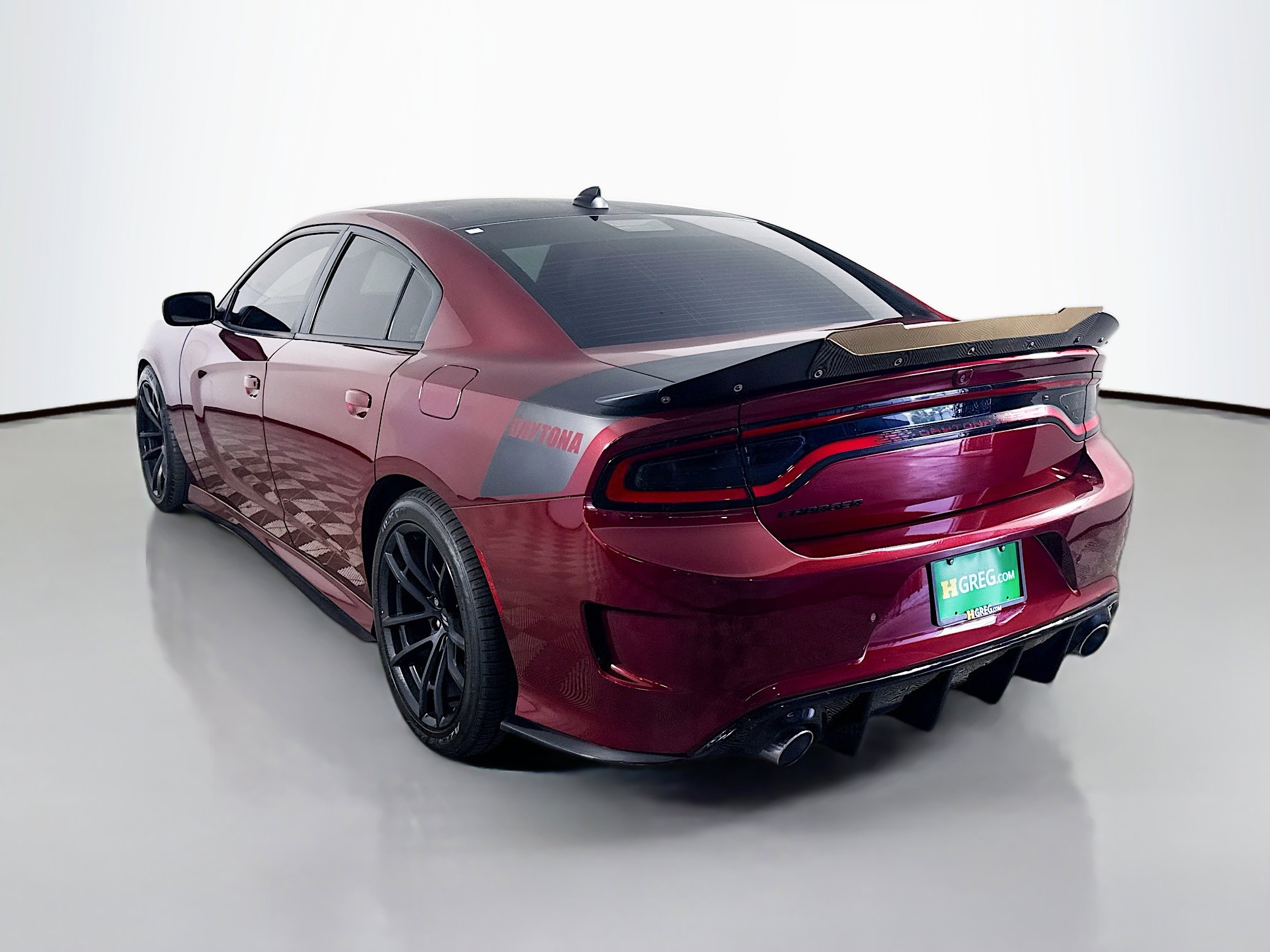 Used 2017 Dodge Charger R/T image 7