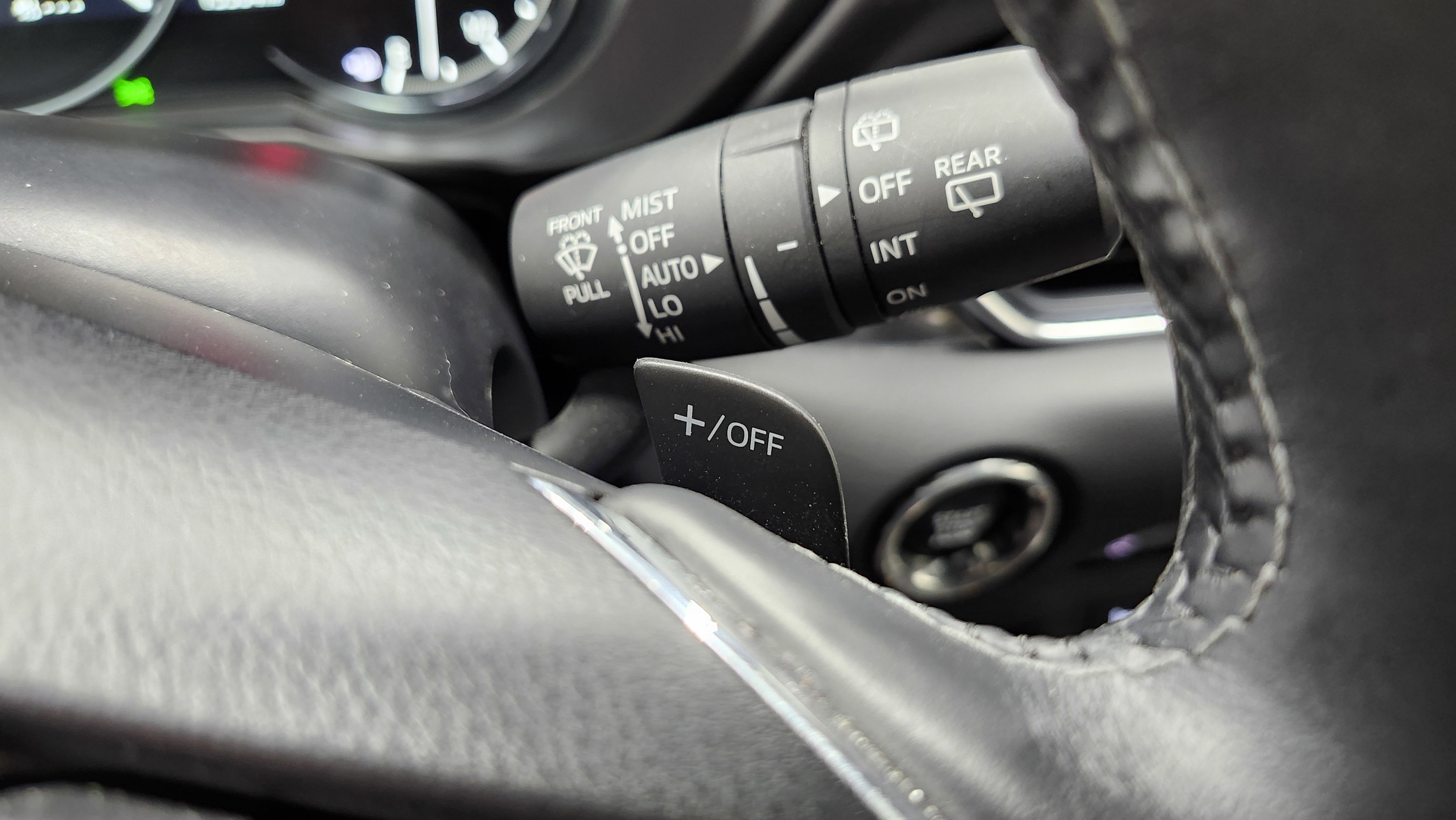 Used 2024 MAZDA CX-5 Signature image 38