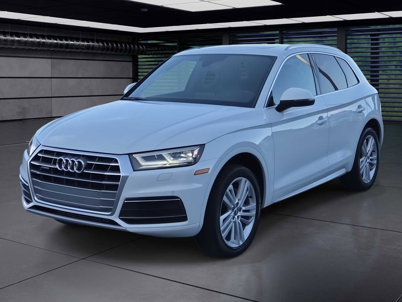 Used 2019 Audi Q5 2.0T Premium Plus w/ Premium Plus Package image 1